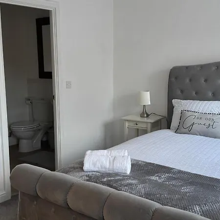 Shared House Guest house